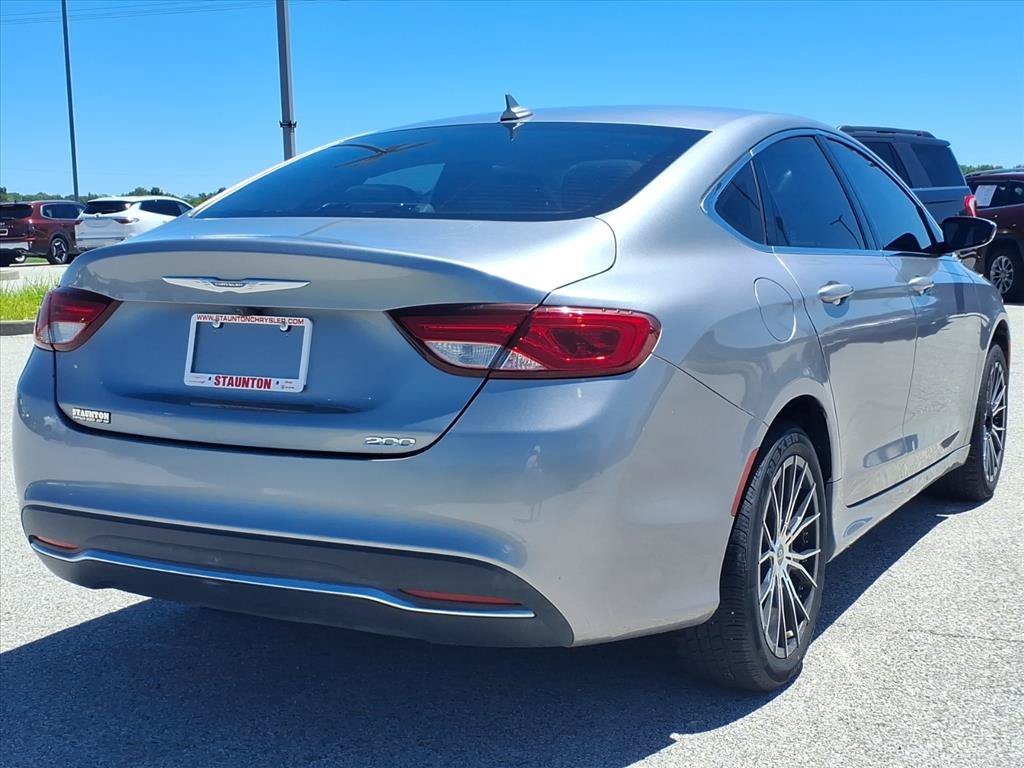 Used 2016 Chrysler 200 Limited w/ Anniversary Edition FWD video 2