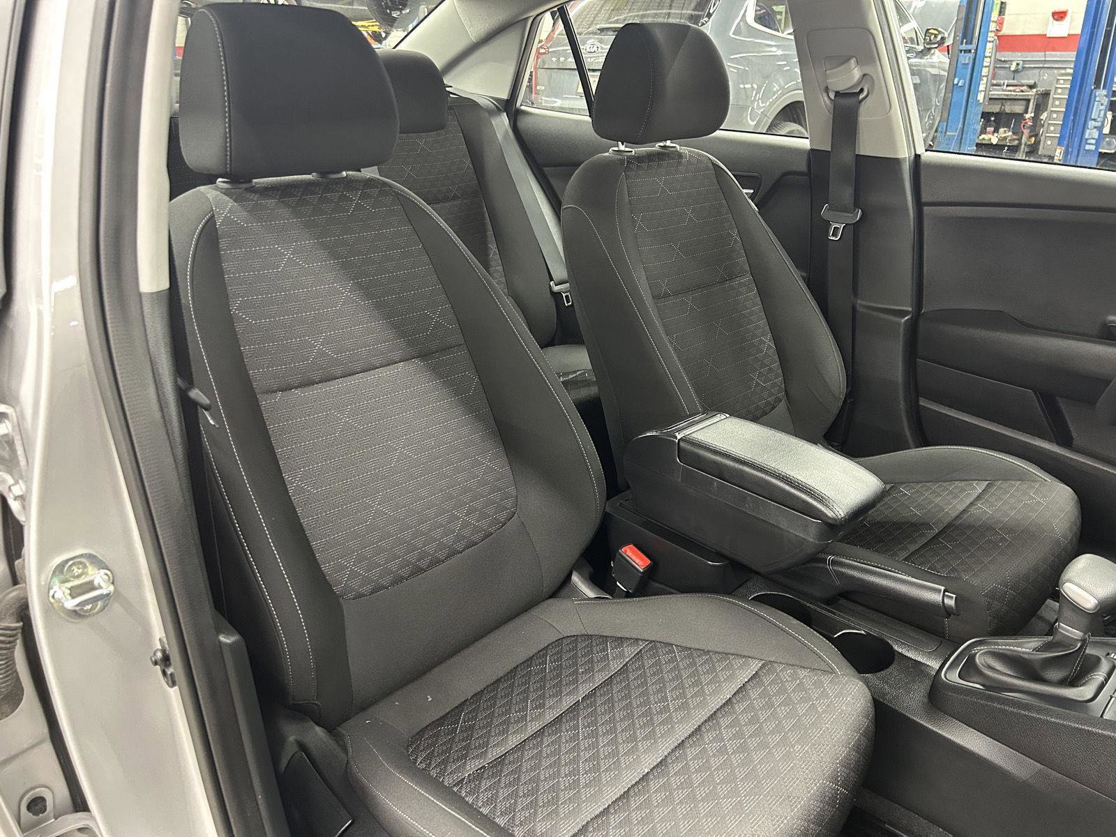 Used 2022 Kia Rio LX image 12