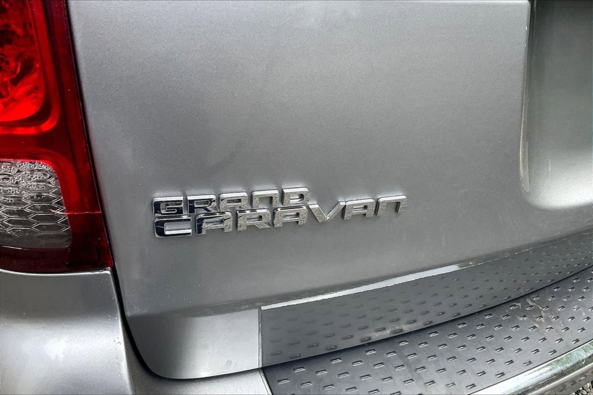 Used 2015 Dodge Grand Caravan SE w/ Quick Order Package 29E SE FWD image 23