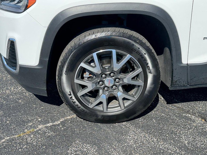 Certified 2023 GMC Acadia SLE w/ Driver Convenience Package image 9