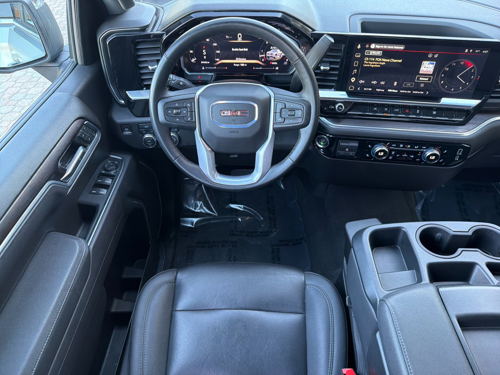Used 2026 GMC Sierra 1500 SLT AWD/4WD image 16
