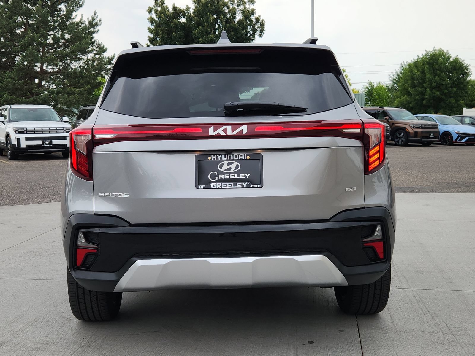 Used 2024 Kia Seltos SX AWD/4WD image 4
