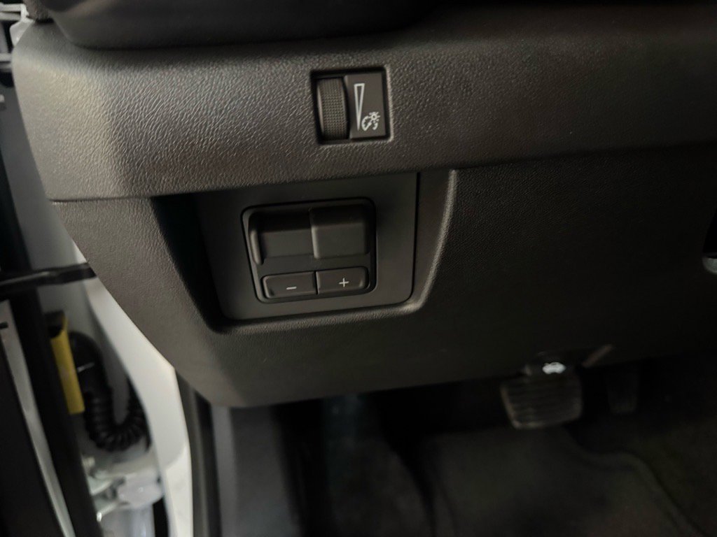 New 2026 GMC Canyon AT4 w/ Technology Plus Package image 18