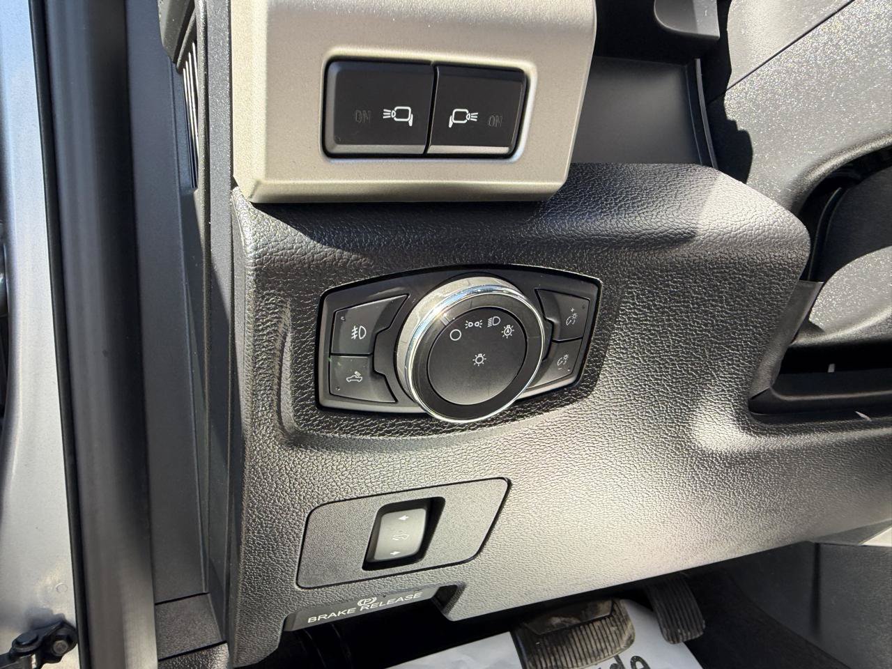 Used 2021 Ford F250 Lariat AWD/4WD image 23
