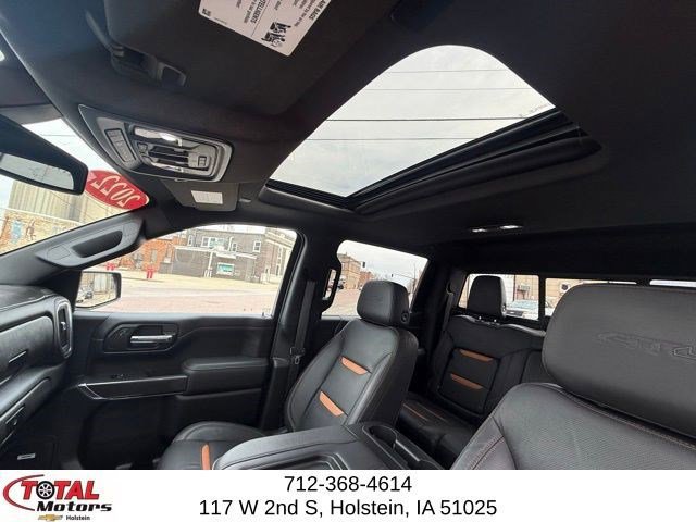 Used 2022 GMC Sierra 1500 AT4 w/ AT4 Premium Package AWD/4WD image 24