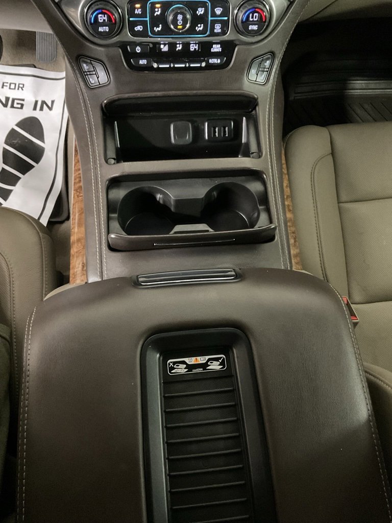 Used 2020 Chevrolet Suburban Premier image 21