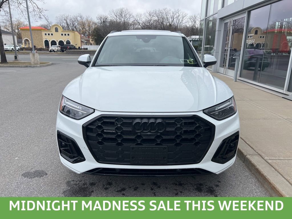 Used 2024 Audi Q5 e Premium Plus w/ Premium Plus Package image 41