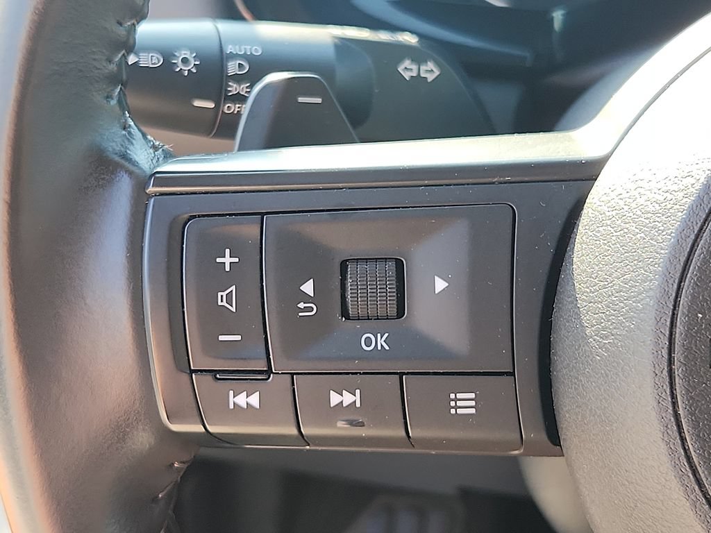 Used 2024 Nissan Pathfinder SV AWD/4WD image 20