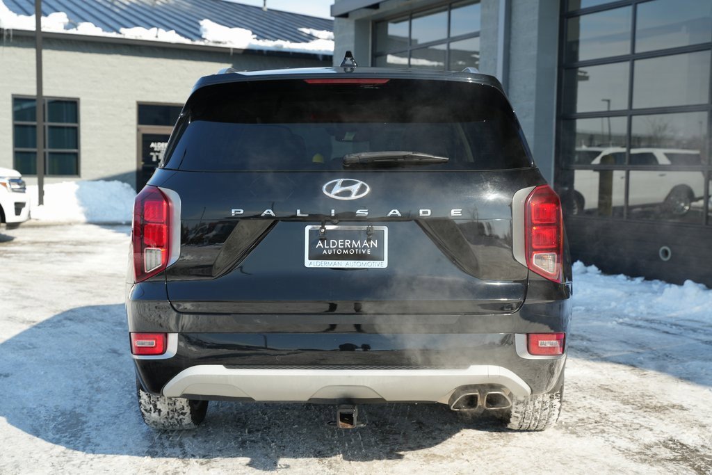 Used 2021 Hyundai Palisade Limited w/ Cargo Package image 16