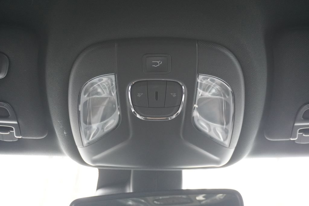 Used 2022 Jeep Compass Altitude w/ Convenience Group AWD/4WD image 25