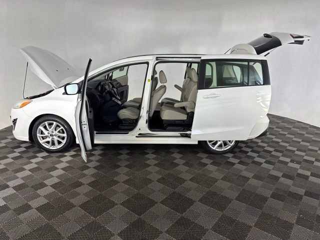 Used 2015 MAZDA MAZDA5 Grand Touring FWD image 9