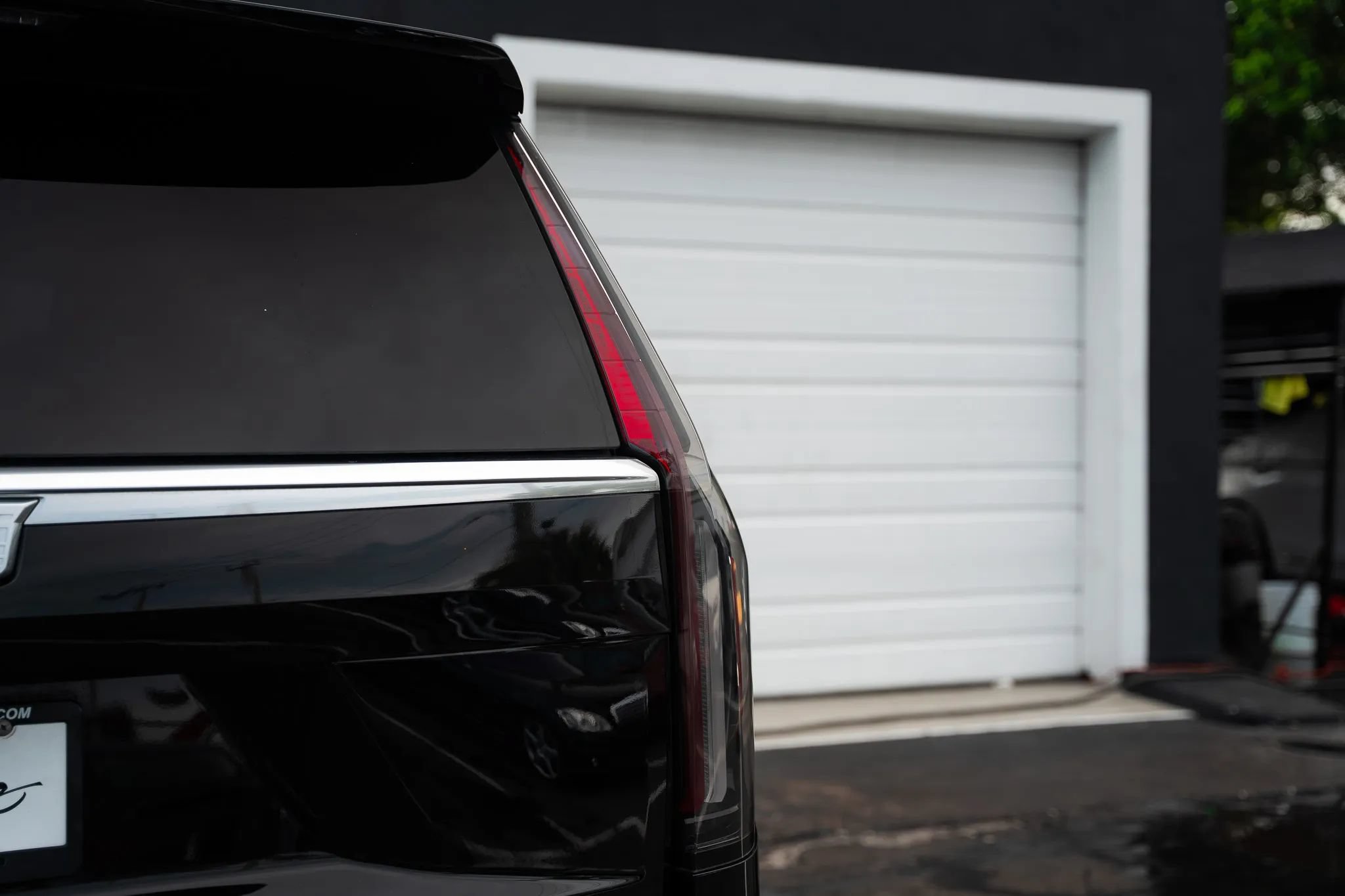 Used 2021 Cadillac Escalade ESV Premium Luxury w/ Performance Package AWD/4WD image 22