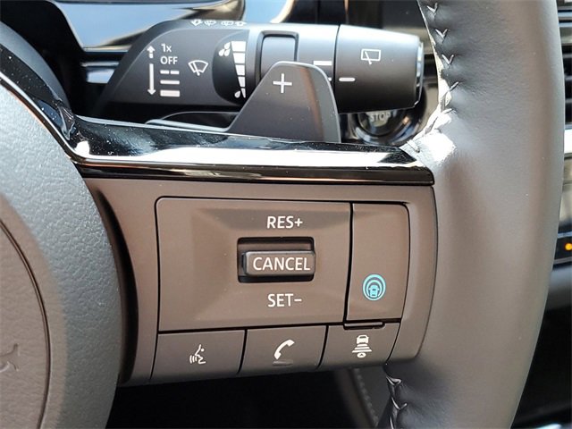 New 2025 Nissan Pathfinder SL image 12