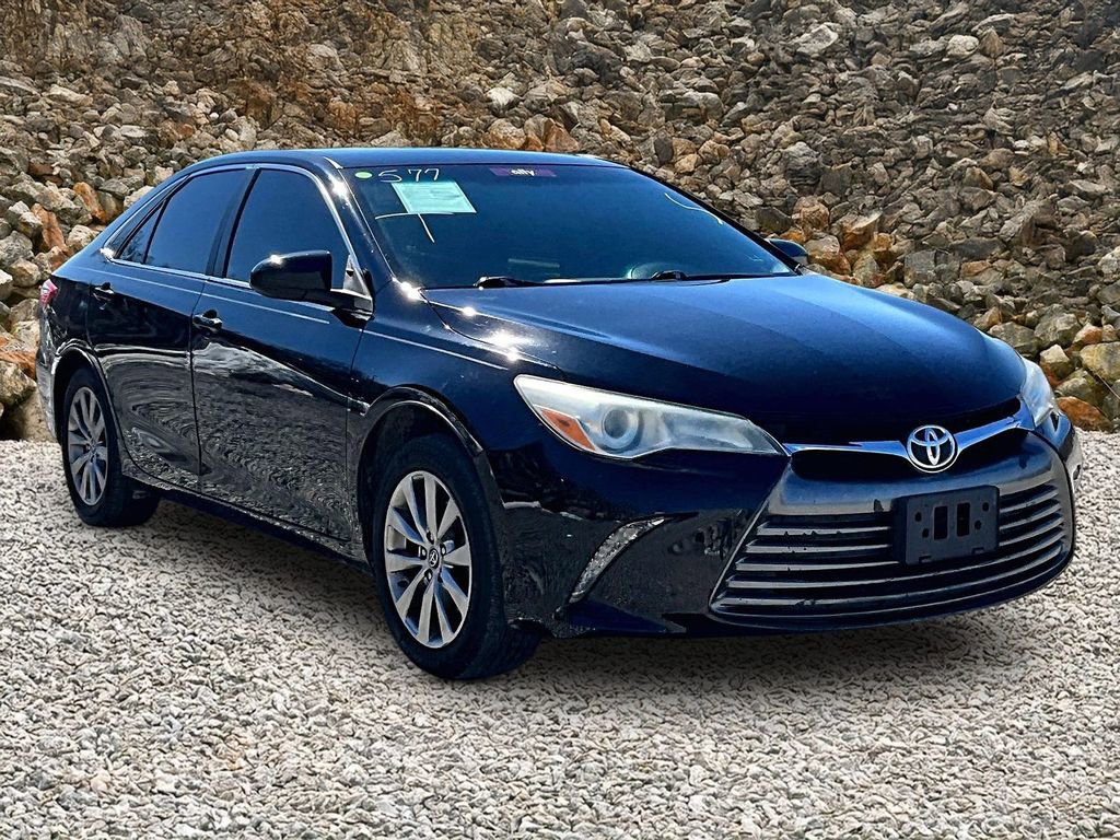 Used 2016 Toyota Camry XLE image 10