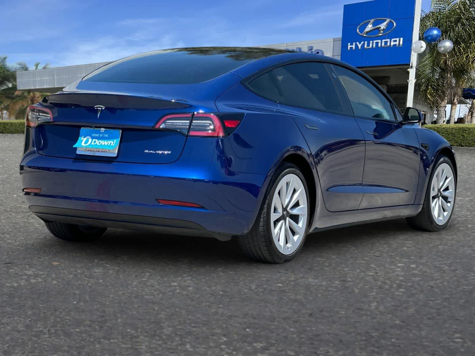 Used 2022 Tesla Model 3 Long Range AWD/4WD video 3