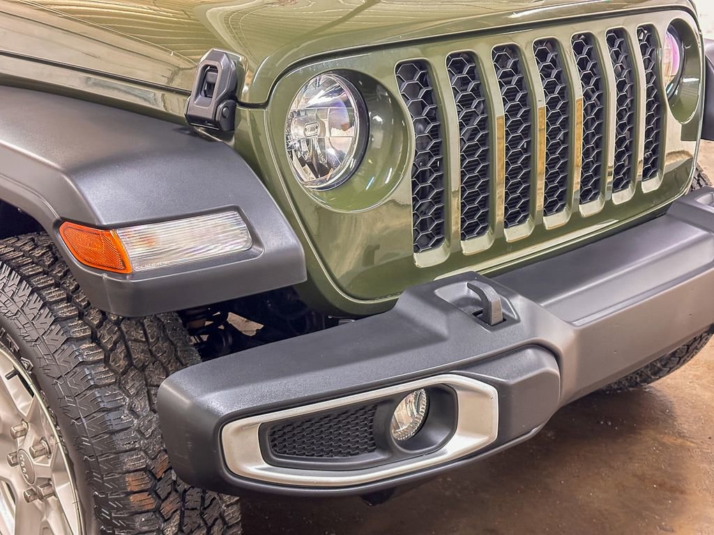 Certified 2023 Jeep Gladiator Sport image 14