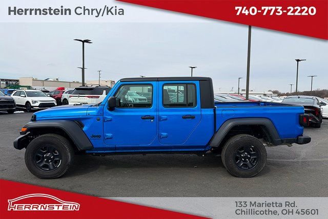 Used 2024 Jeep Gladiator Sport AWD/4WD image 4