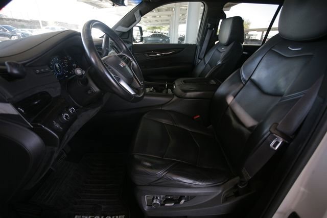Used 2017 Cadillac Escalade Platinum image 8