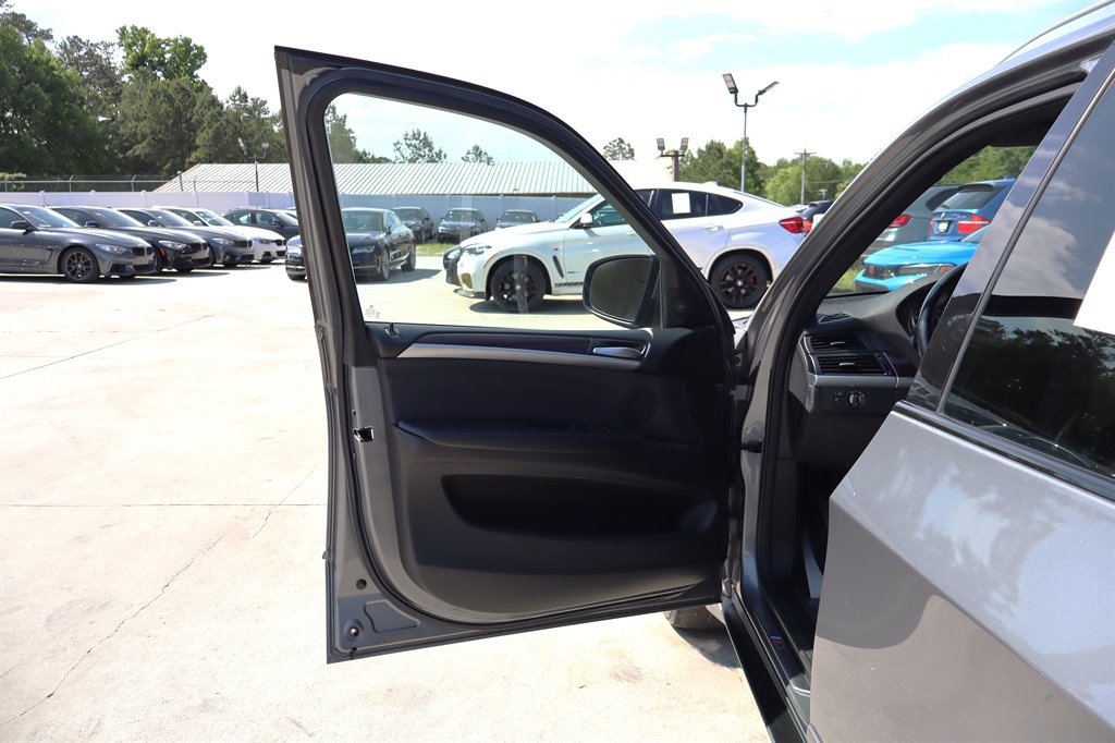 Used 2011 BMW X5 xDrive50i AWD/4WD image 33