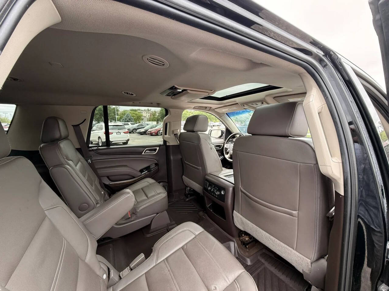 Used 2018 GMC Yukon Denali w/ Denali Ultimate Package AWD/4WD image 19
