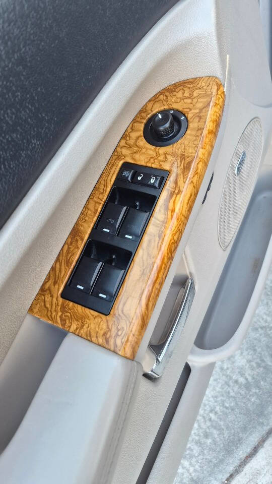 Used 2009 Jeep Grand Cherokee Limited image 54