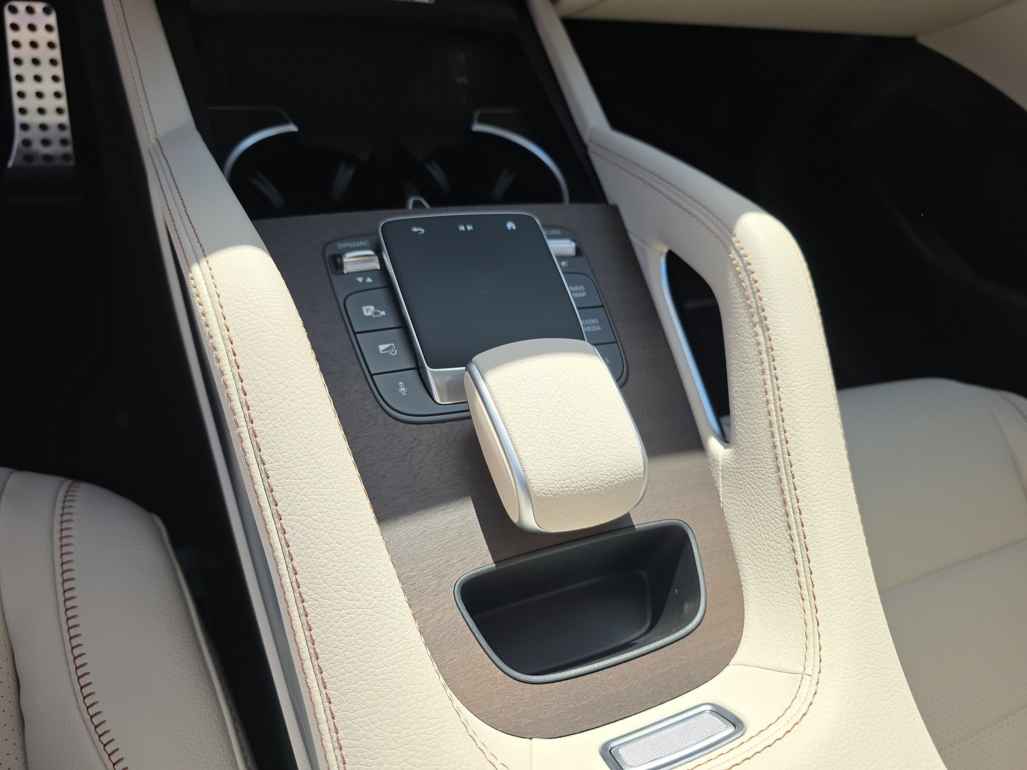 New 2027 Mercedes-Benz GLE 450 4MATIC image 17