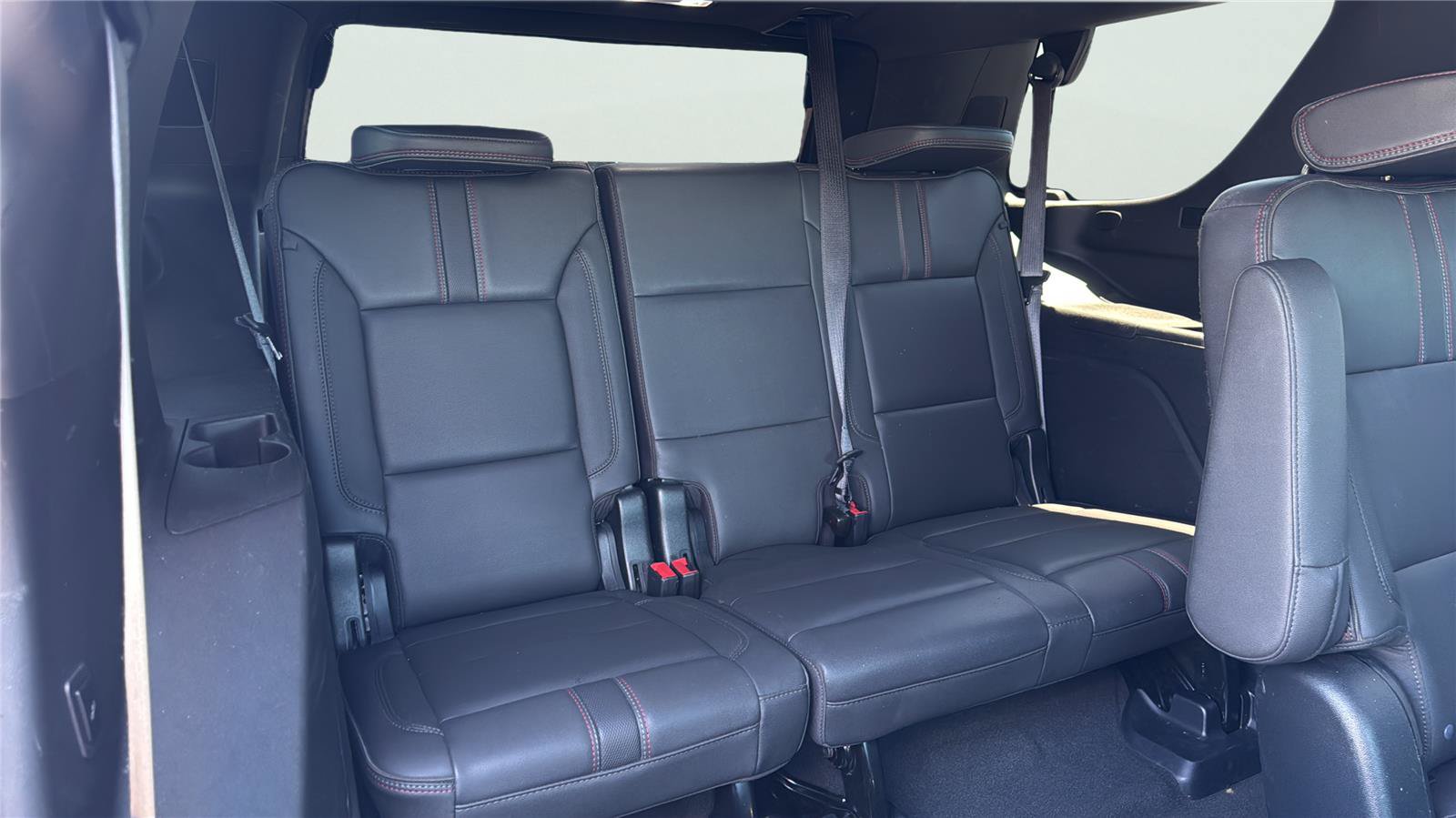 Used 2023 Chevrolet Tahoe RST w/ Luxury Package AWD/4WD image 23