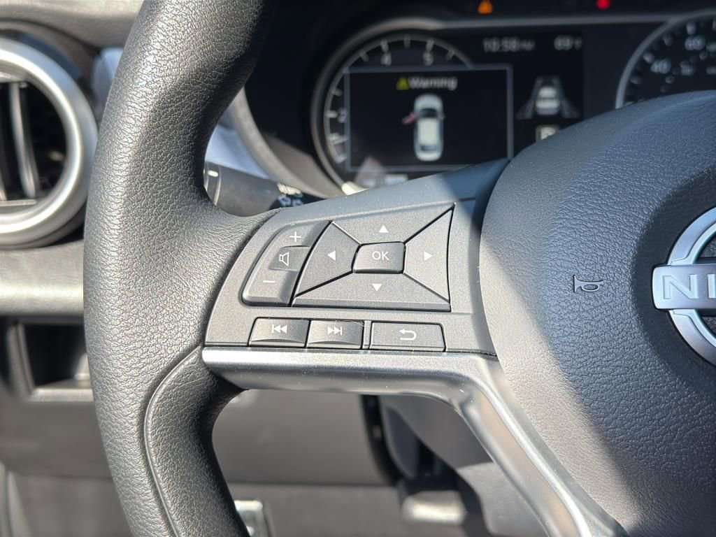 New 2025 Nissan Versa SV image 18