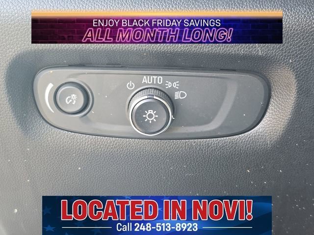 Used 2023 Chevrolet Traverse LT w/ LT Premium Package image 17