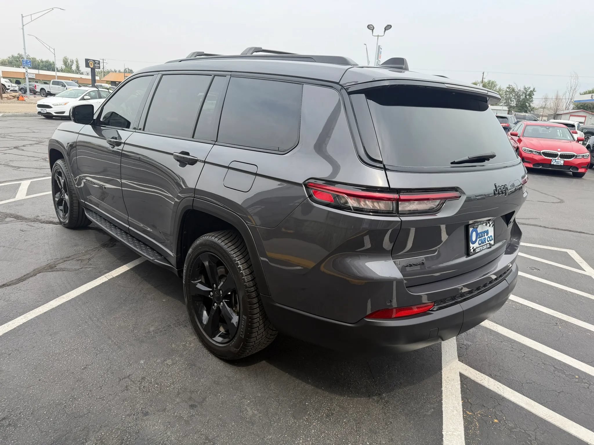 Used 2023 Jeep Grand Cherokee L Laredo AWD/4WD image 5