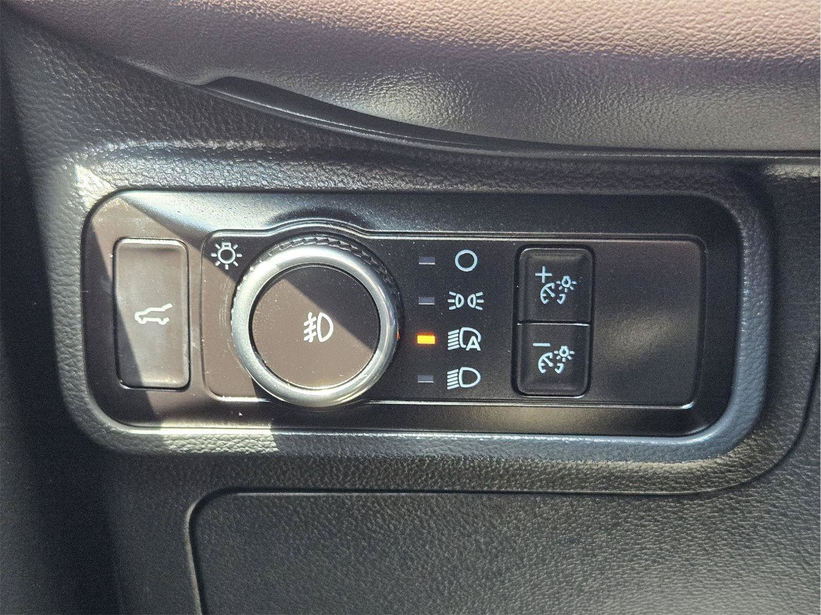 Used 2025 Ford Explorer Platinum w/ Ultimate Package RWD image 20