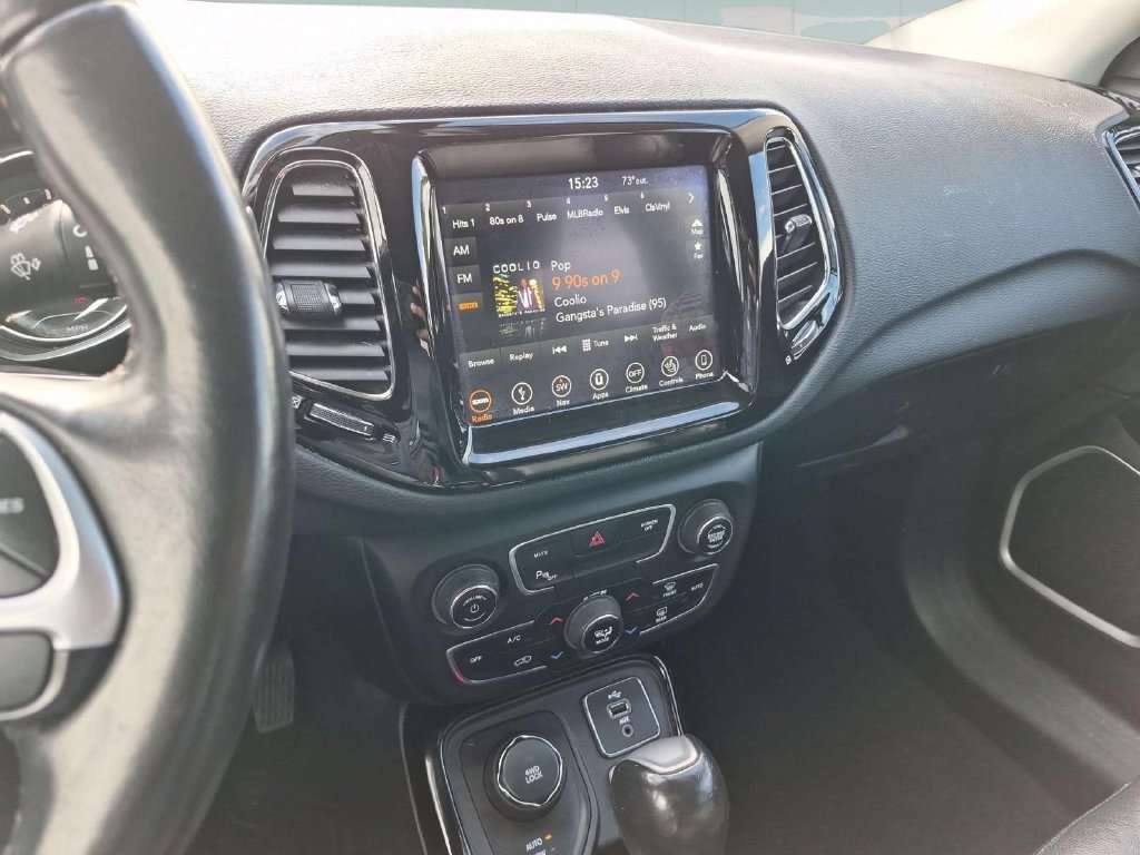 Used 2018 Jeep Compass Limited w/ Navigation Group AWD/4WD image 22