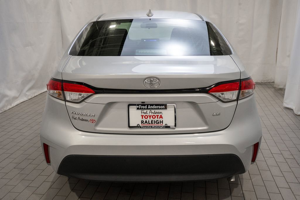 Used 2023 Toyota Corolla LE image 4