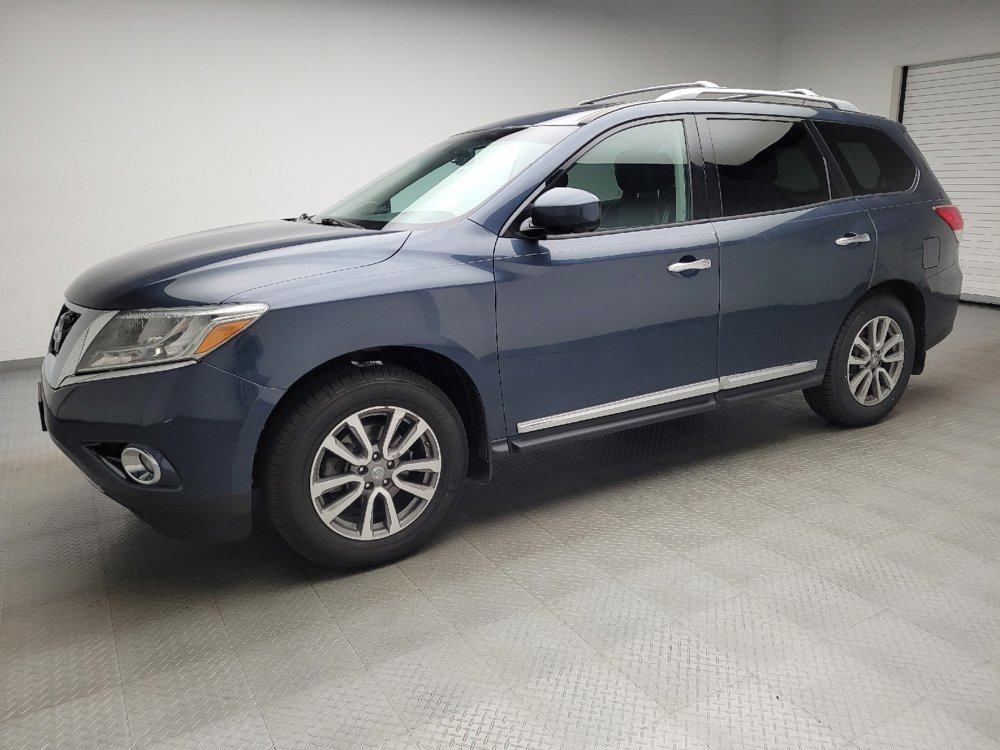 Used 2016 Nissan Pathfinder SL w/ SL Premium Package AWD/4WD image 2