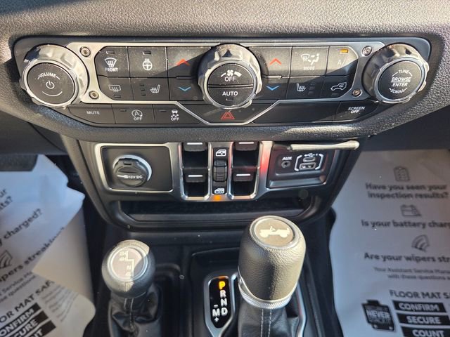 Used 2025 Jeep Wrangler Sport S image 20