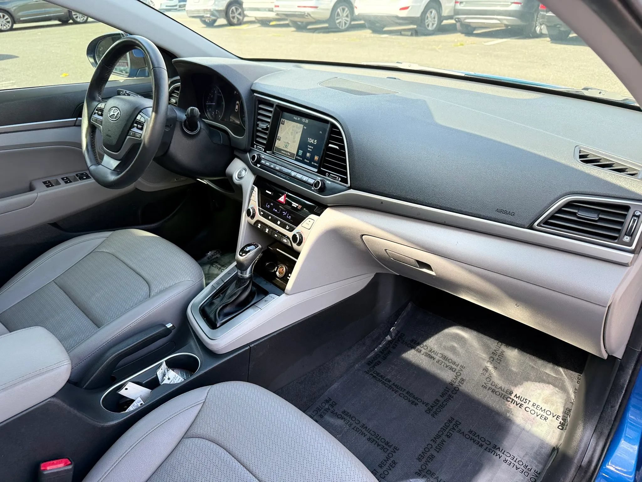 Used 2017 Hyundai Elantra Limited w/ Limited Ultimate Package 05 FWD image 34
