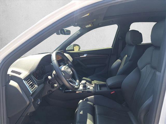 Used 2022 Audi Q5 2.0T Premium Plus w/ Premium Plus Package AWD/4WD image 10