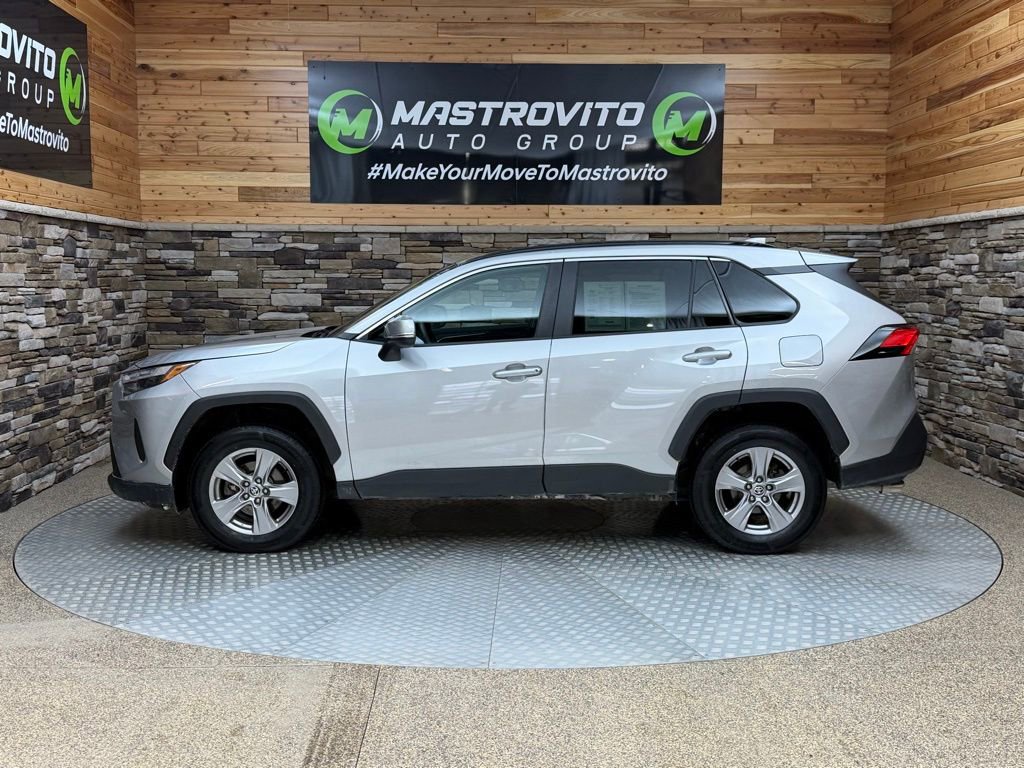 Used 2022 Toyota RAV4 XLE image 6