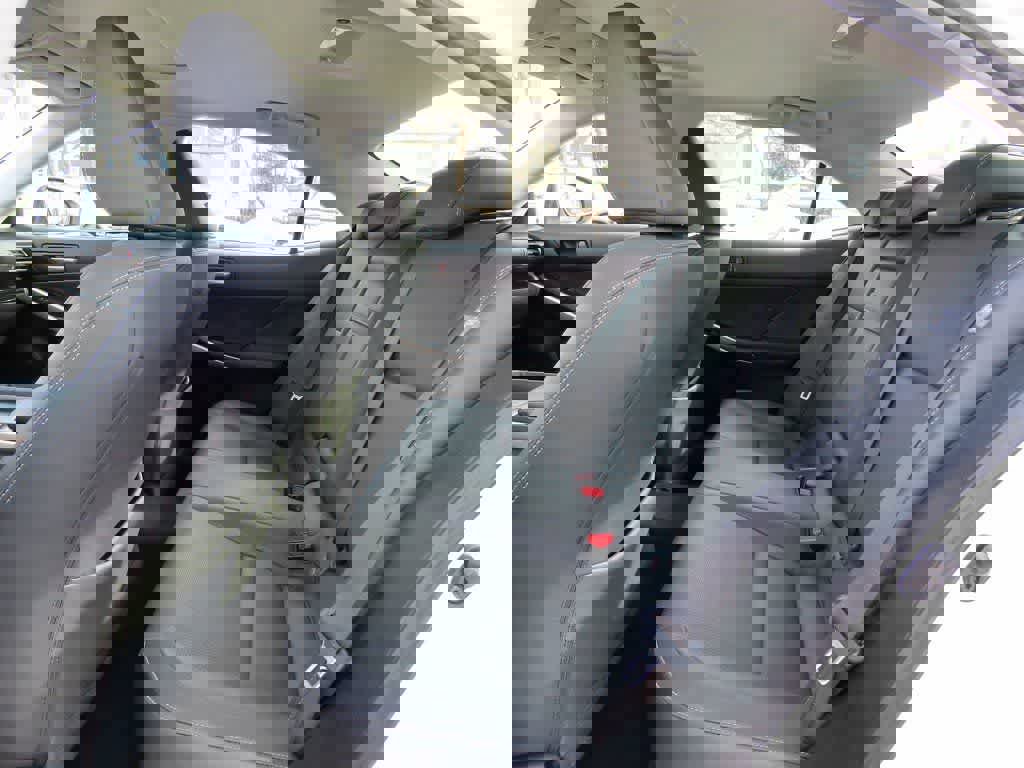 Used 2019 Lexus IS 300 image 12