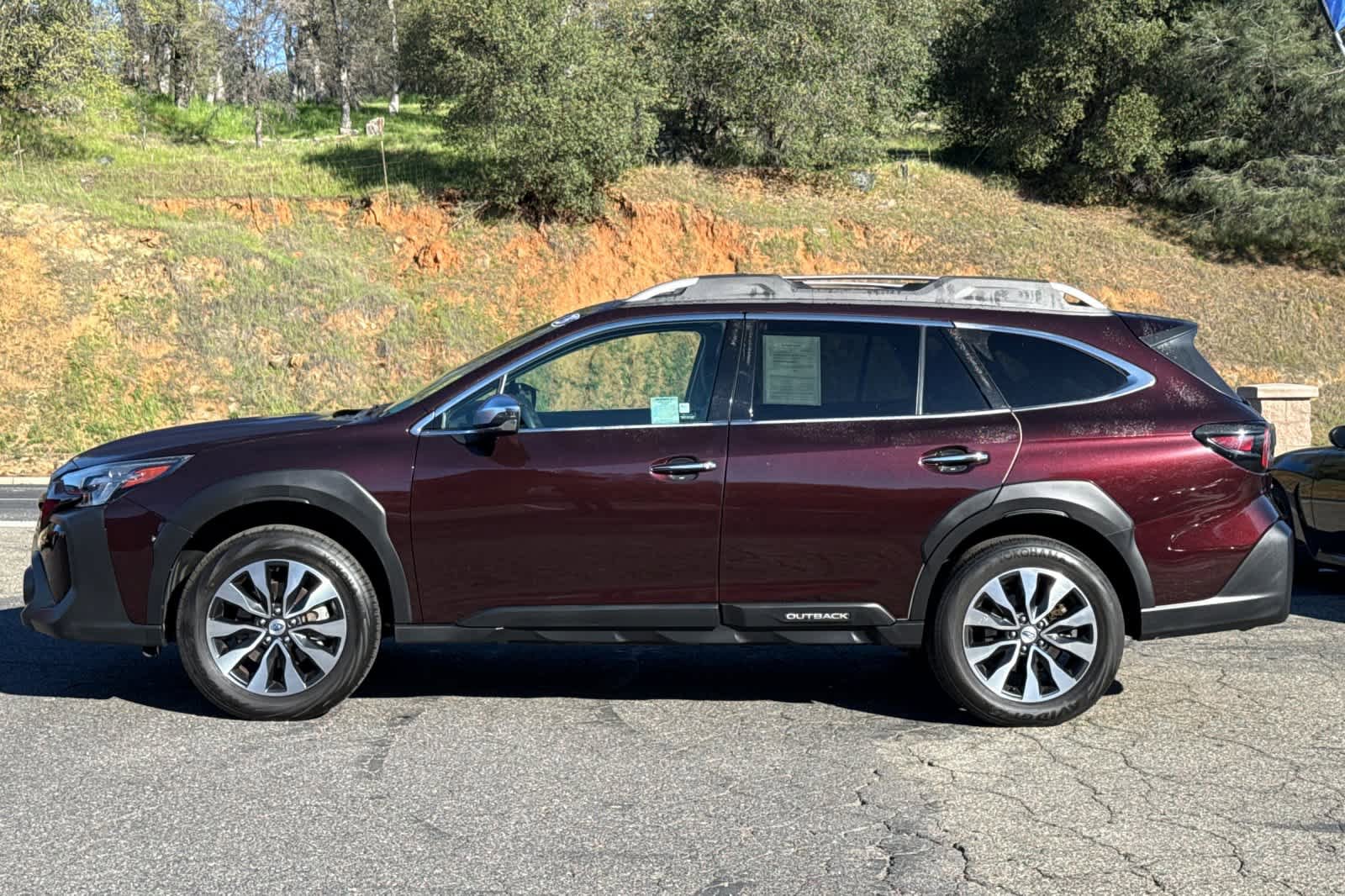 Used 2023 Subaru Outback Touring XT AWD/4WD image 6