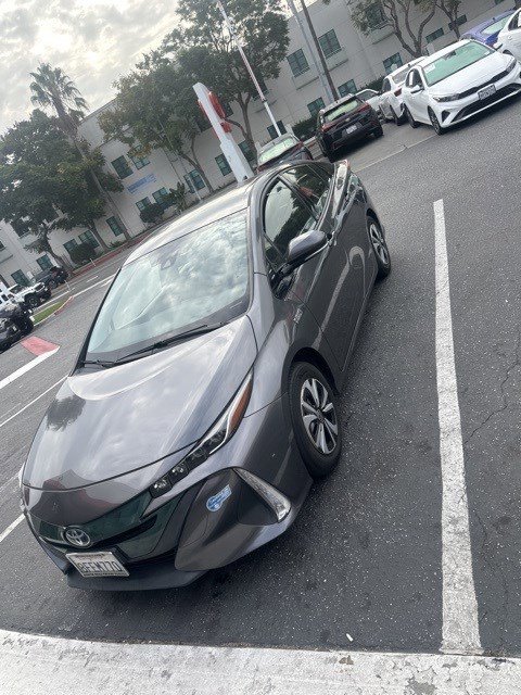 Used 2018 Toyota Prius Prime Premium image 5