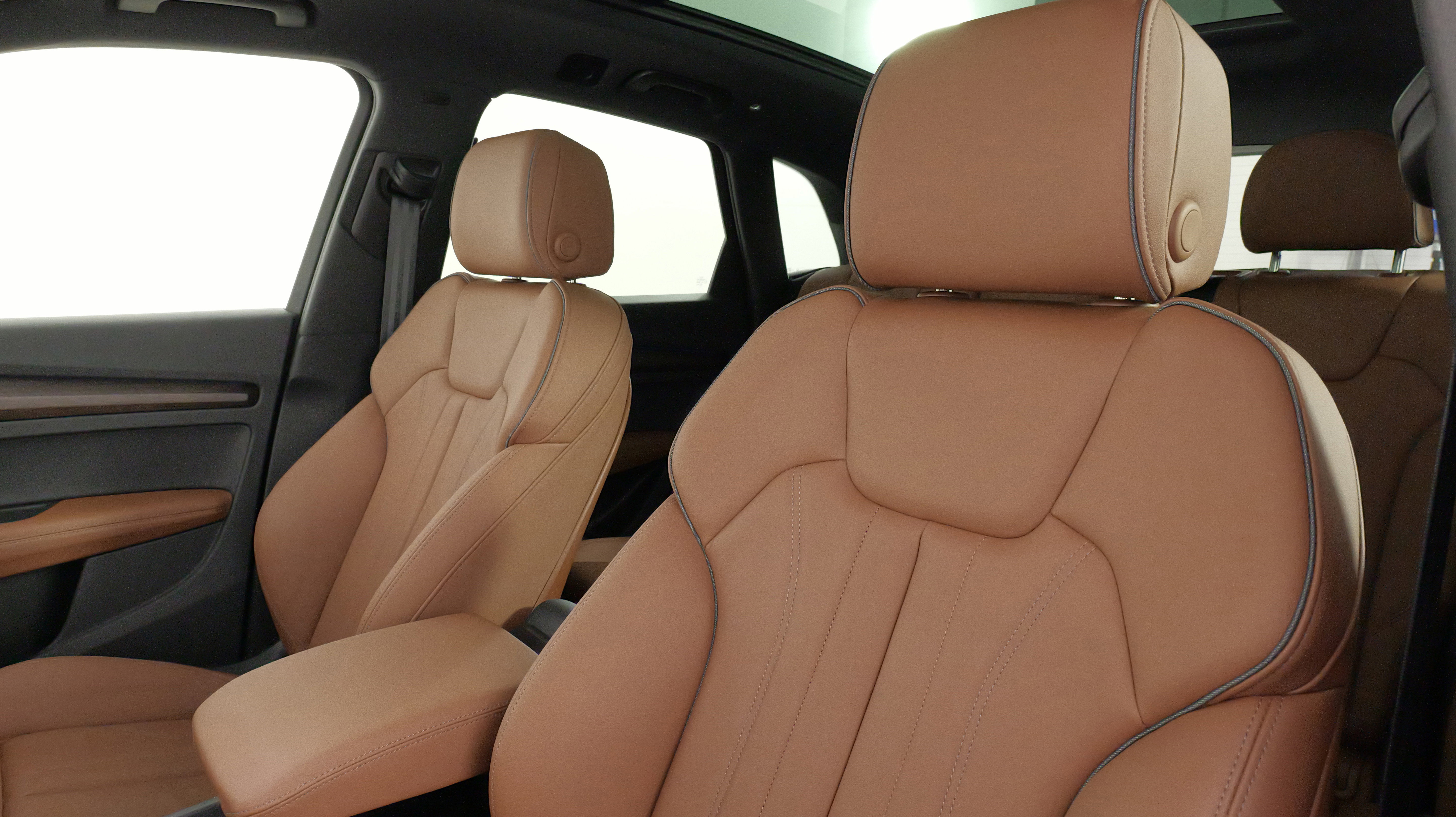 Used 2025 Audi Q5 2.0T Premium Plus image 29