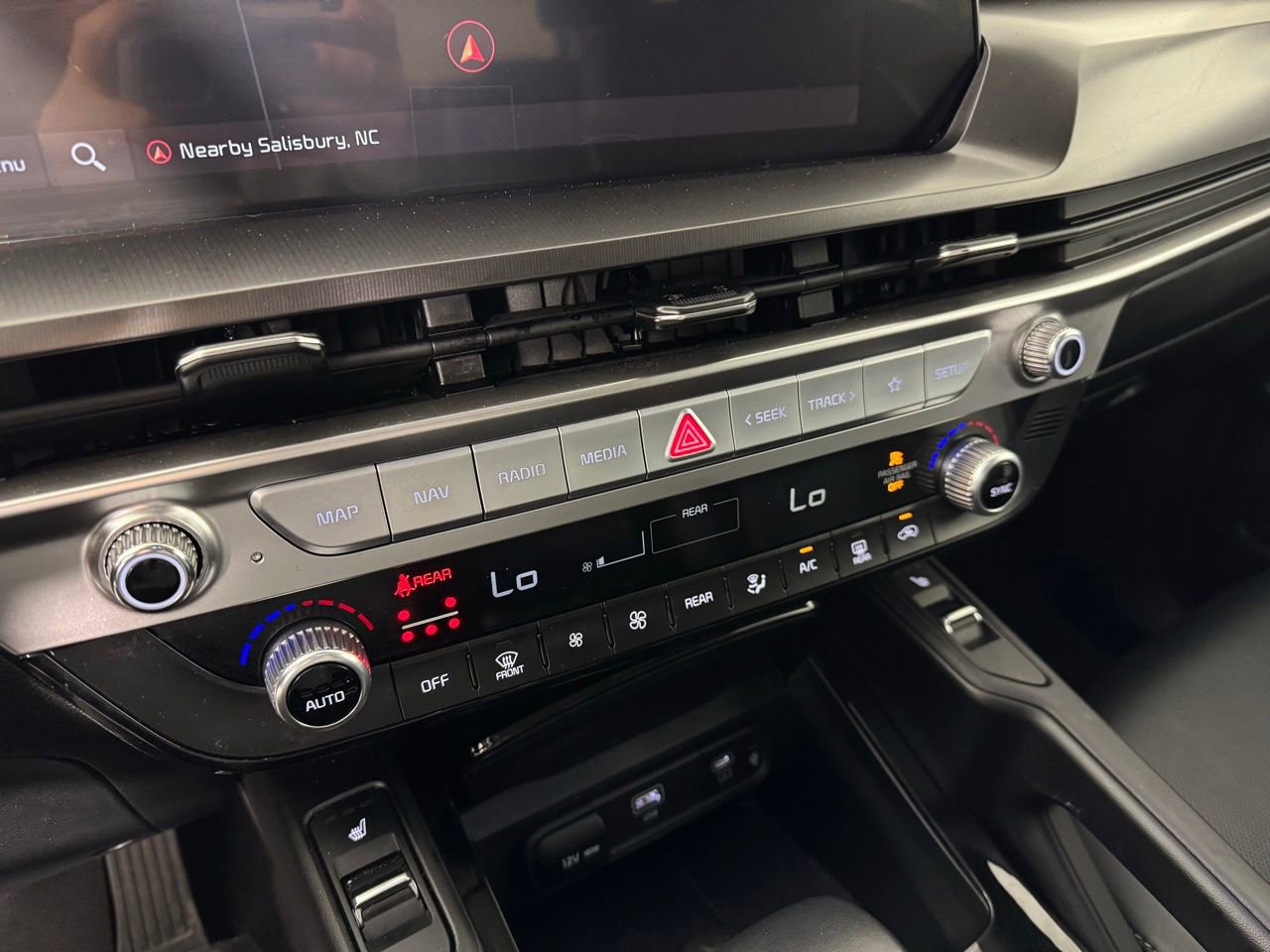 Used 2025 Kia Telluride S image 19