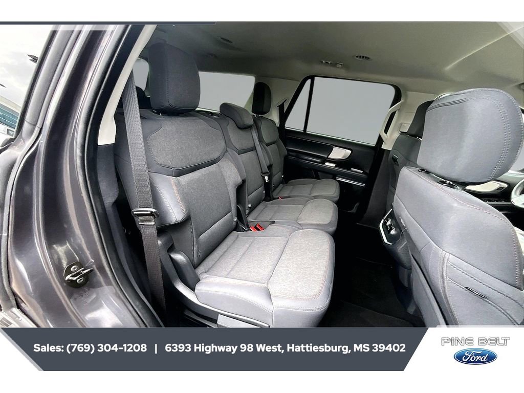 Used 2025 Ford Expedition Active RWD image 20