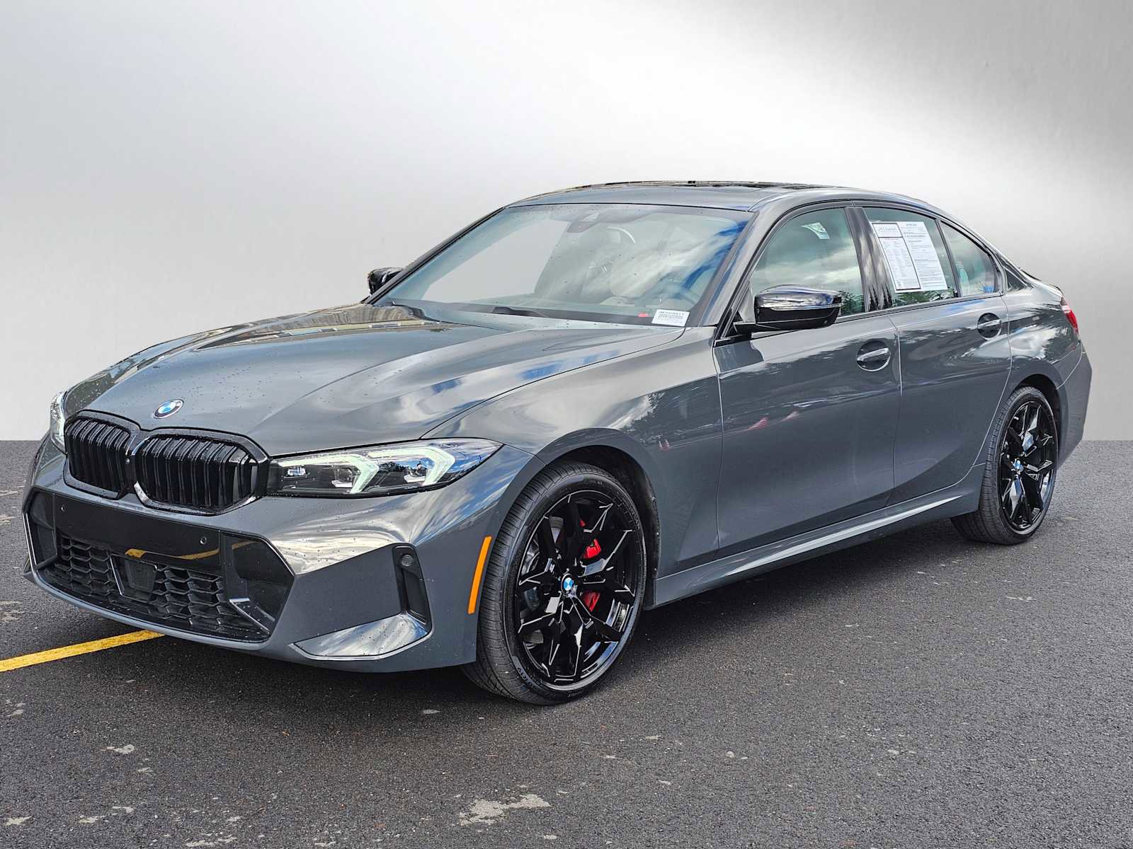 Used 2026 BMW 330i xDrive Sedan w/ M Sport Package AWD/4WD image 7