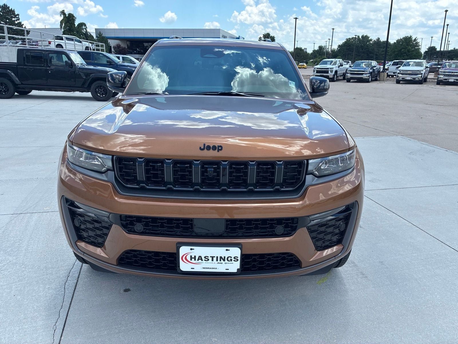 New 2026 Jeep Grand Cherokee L Limited AWD/4WD image 10