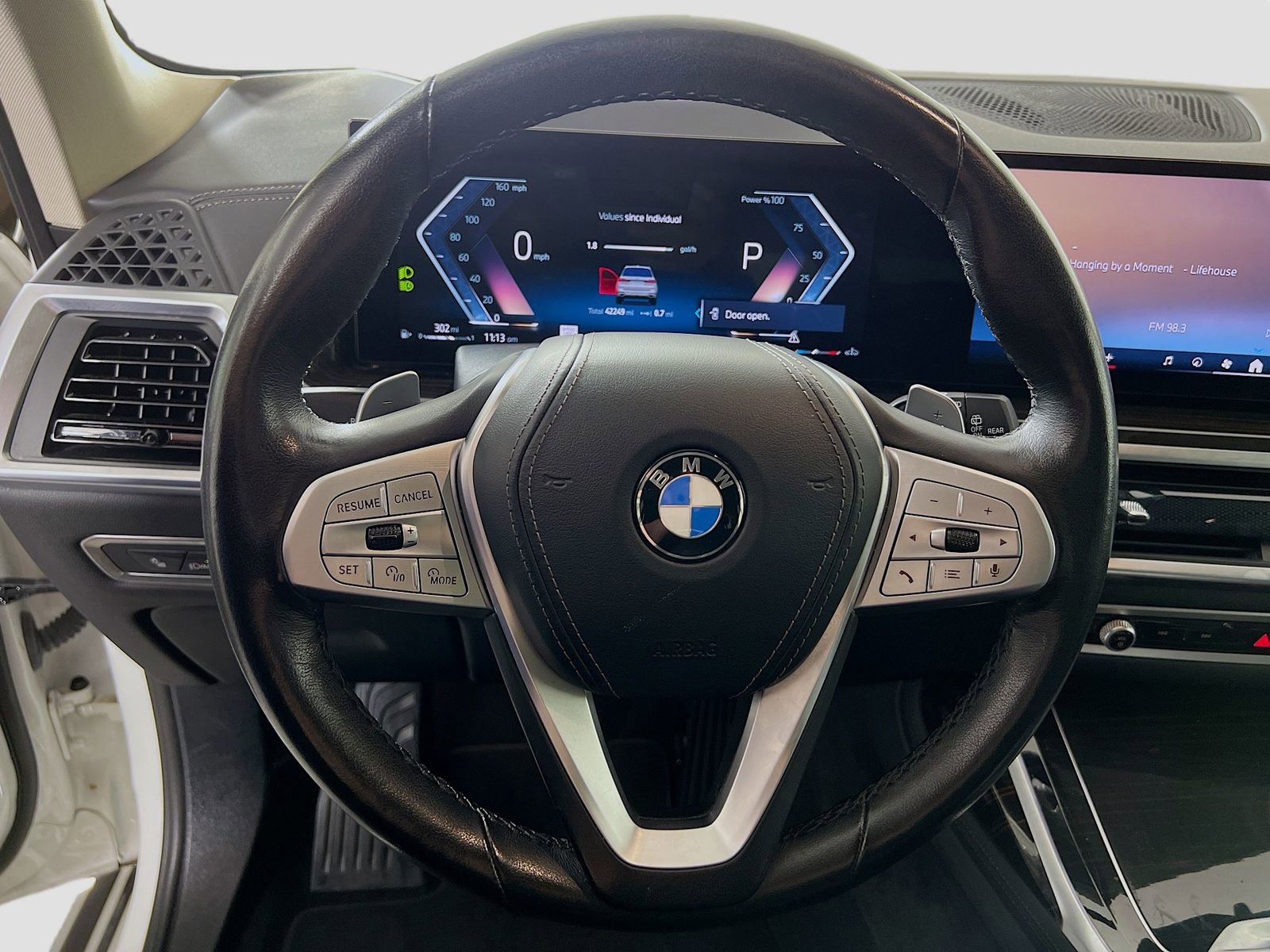 Used 2024 BMW X7 xDrive40i image 12