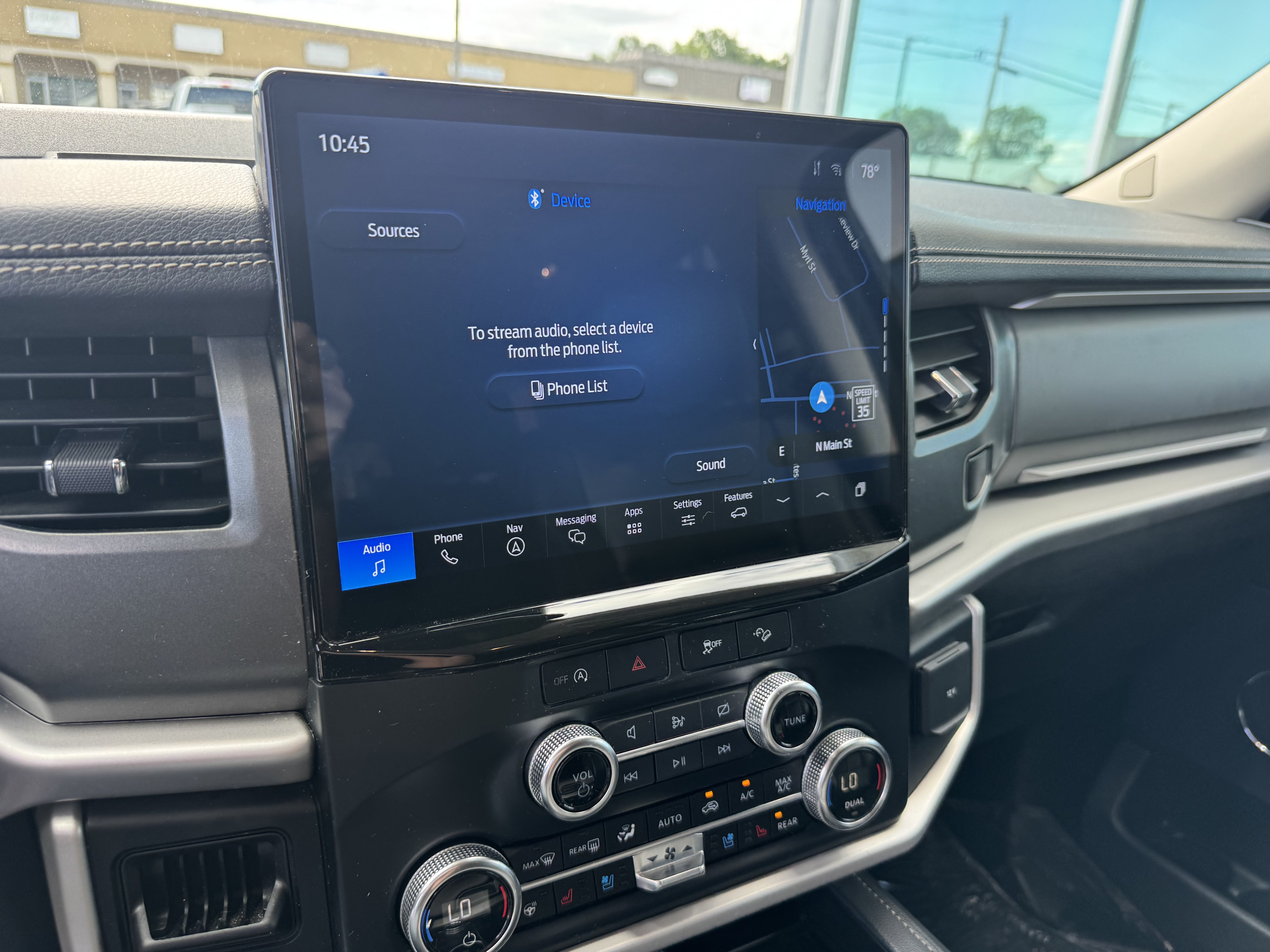 Used 2024 Ford Expedition Max XLT AWD/4WD image 15