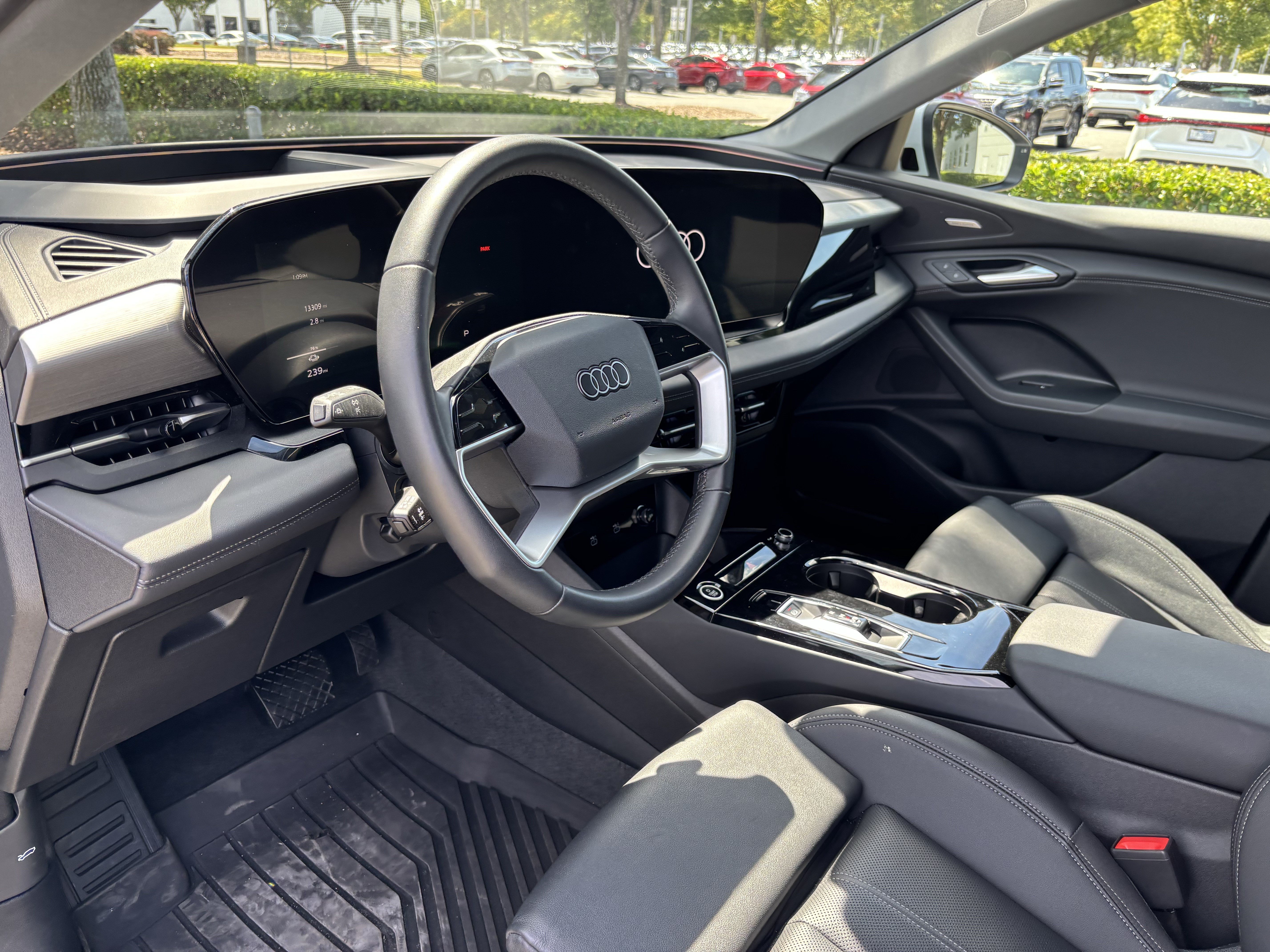 Certified 2025 Audi Q6 e-tron Premium Plus w/ Premium Plus AWD/4WD image 17