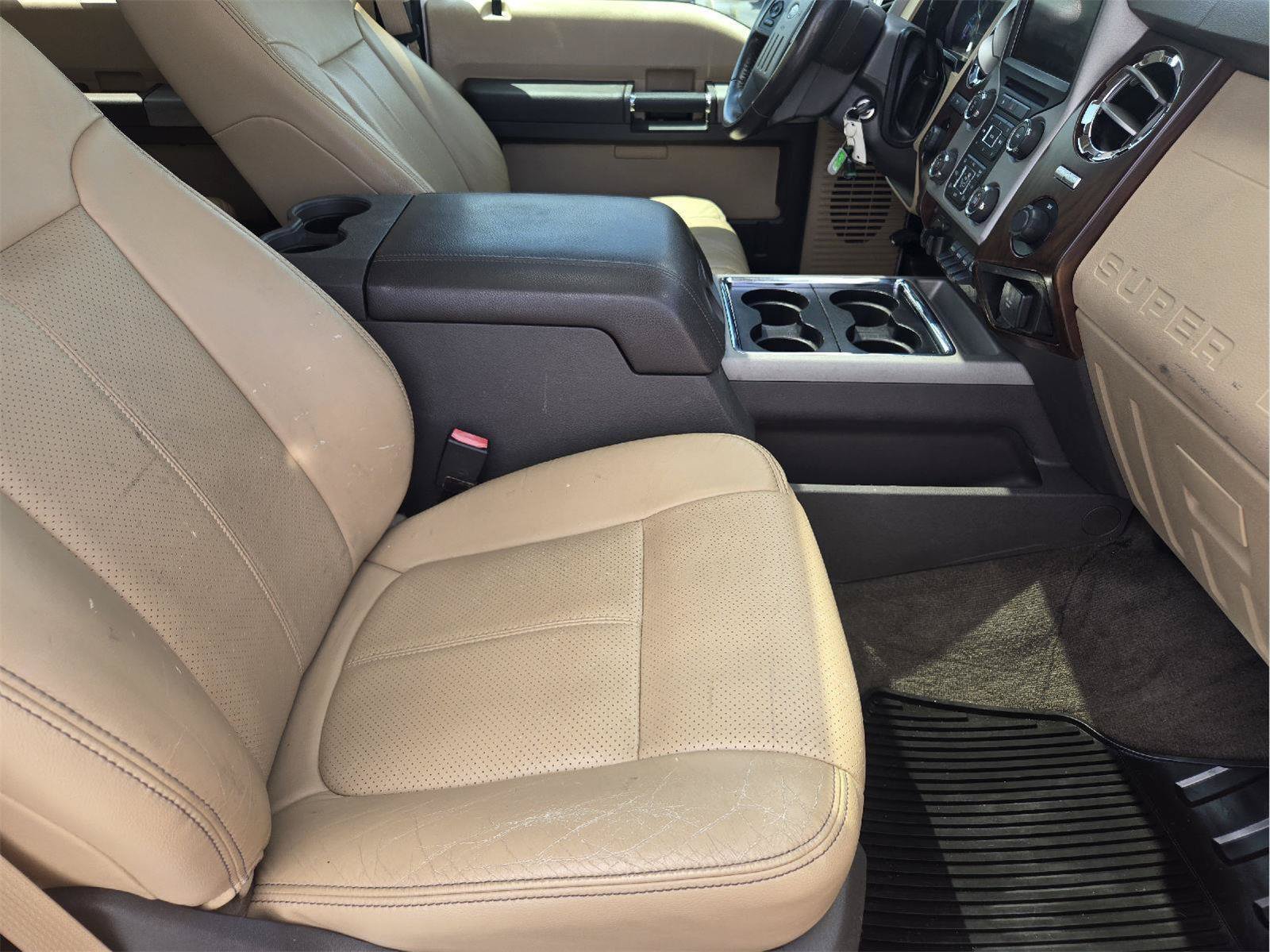Used 2014 Ford F250 Lariat w/ Lariat Ultimate Package AWD/4WD image 14
